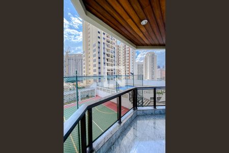 Apartamento à venda com 133m², 3 quartos e 2 vagasVaranda da Suíte 3