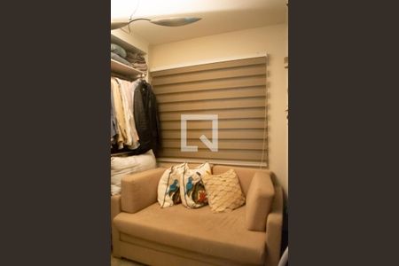 Apartamento à venda com 76m², 2 quartos e 2 vagasQuarto 2