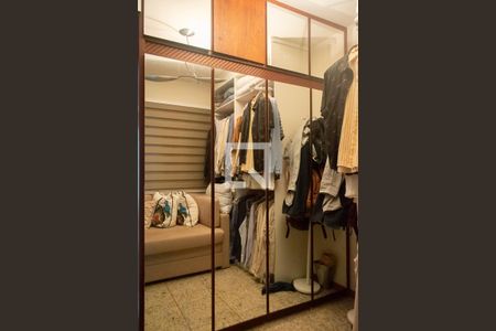 Apartamento à venda com 76m², 2 quartos e 2 vagasQuarto 2