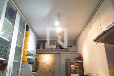 Apartamento à venda com 76m², 2 quartos e 2 vagasCozinha