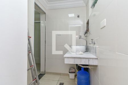 Apartamento para alugar com 68m², 2 quartos e sem vagaBanheiro