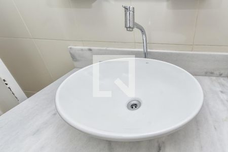 Apartamento para alugar com 68m², 2 quartos e sem vagaBanheiro do Quarto 2