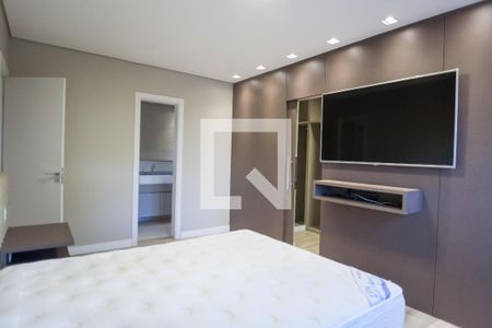 Casa de condomínio à venda com 280m², 4 quartos e 4 vagassuite master