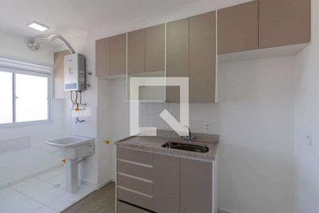Sala e Cozinha Integrada  de apartamento para alugar com 2 quartos, 38m² em Cidade Patriarca, São Paulo