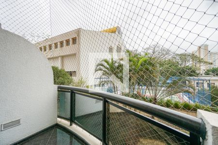Apartamento à venda com 74m², 2 quartos e 2 vagasVaranda
