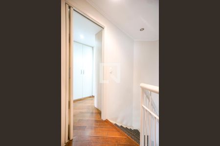 Apartamento à venda com 74m², 2 quartos e 2 vagasHall da escada