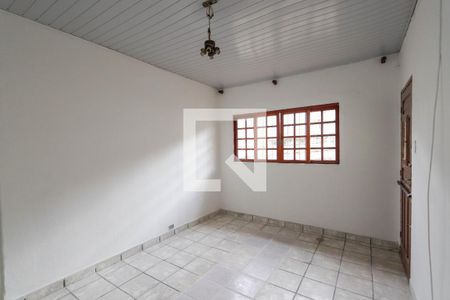 Sala de casa à venda com 2 quartos, 80m² em Vila Carbone, São Paulo