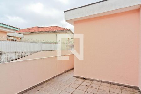 Casa à venda com 225m², 3 quartos e 3 vagas Casa à venda com 225m², 3 quartos e 3 vagasÁrea externa