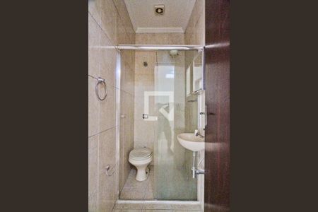 Casa à venda com 225m², 3 quartos e 3 vagas Casa à venda com 225m², 3 quartos e 3 vagasBanheiro