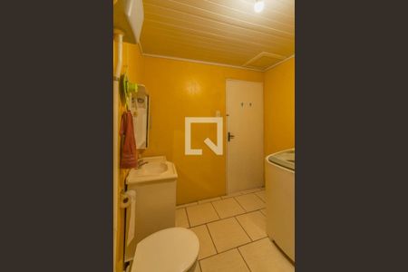 Casa à venda com 95m², 2 quartos e 2 vagas Casa à venda com 95m², 2 quartos e 2 vagasBanheiro
