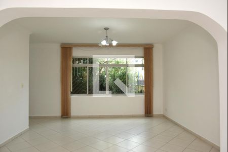 Sala dois ambientes de casa para alugar com 6 quartos, 300m² em Cupecê, São Paulo