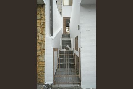 Casa à venda com 118m², 2 quartos e 1 vaga Casa à venda com 118m², 2 quartos e 1 vagaEntrada