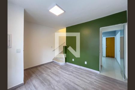 Sala de casa à venda com 2 quartos, 120m² em Vila Dom Pedro I, São Paulo