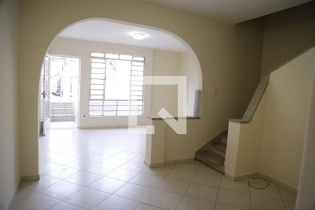 Sala de casa para alugar com 3 quartos, 150m² em Jardim São José (zona Norte), São Paulo