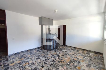 Sala de casa para alugar com 3 quartos, 160m² em Taquara, Rio de Janeiro