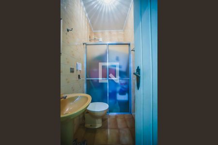 Casa à venda com 318m², 4 quartos e 4 vagasBanheiro de Serviço