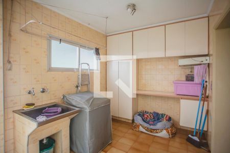 Casa à venda com 318m², 4 quartos e 4 vagasÀrea de Serviço