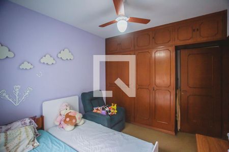 Casa à venda com 318m², 4 quartos e 4 vagasQuarto 4