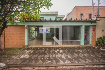 Casa à venda com 318m², 4 quartos e 4 vagasFachada
