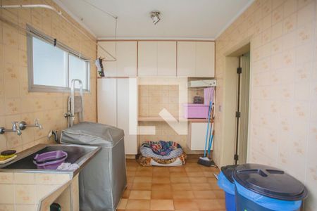 Casa à venda com 318m², 4 quartos e 4 vagasÀrea de Serviço