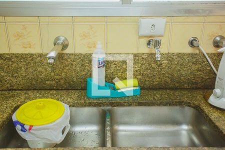 Casa à venda com 318m², 4 quartos e 4 vagasÀrea de Serviço