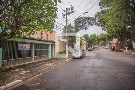 Casa à venda com 318m², 4 quartos e 4 vagasFachada