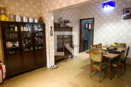 Casa para alugar com 230m², 4 quartos e 1 vagaCozinha