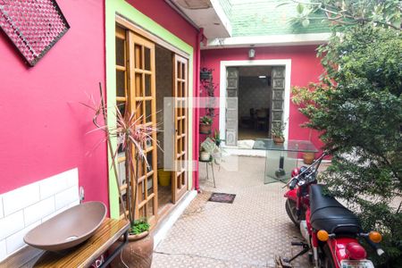 Casa para alugar com 230m², 4 quartos e 1 vagaJardim Quintal