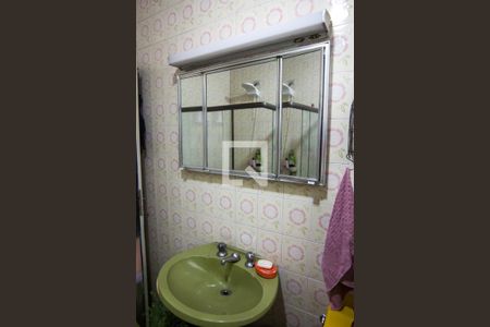 Casa para alugar com 230m², 4 quartos e 1 vagaBanheiro 2