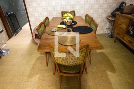 Casa para alugar com 230m², 4 quartos e 1 vagaCozinha