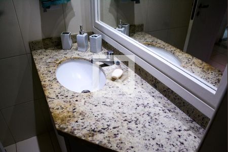 Apartamento para alugar com 54m², 2 quartos e 2 vagasBanheiro