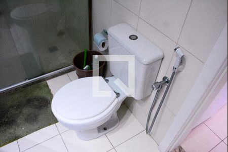 Apartamento para alugar com 54m², 2 quartos e 2 vagasBanheiro