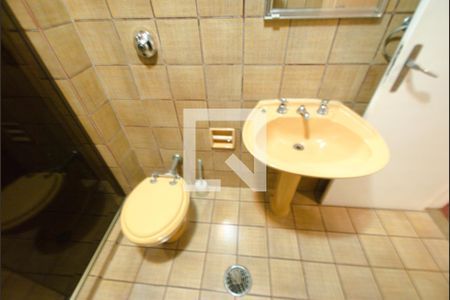 Casa à venda com 380m², 5 quartos e 8 vagasBanheiro