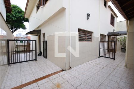 Casa à venda com 380m², 5 quartos e 8 vagasChurrasqueira - Quintal