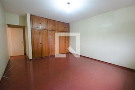 Casa à venda com 380m², 5 quartos e 8 vagasQuarto 3