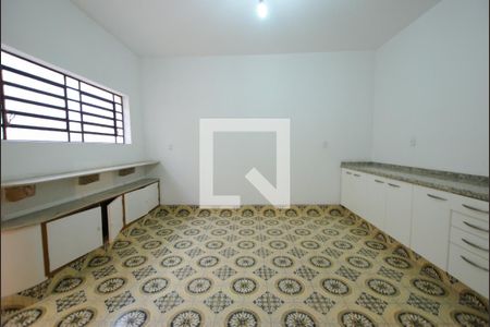 Casa à venda com 380m², 5 quartos e 8 vagasCopa