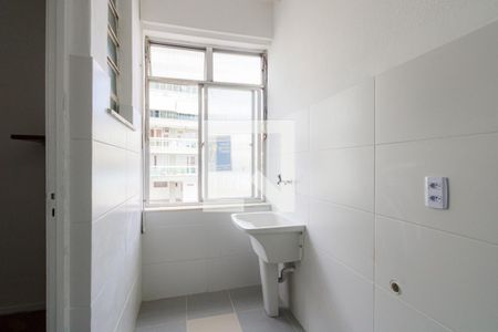 Apartamento à venda com 70m², 2 quartos e sem vaga Apartamento à venda com 70m², 2 quartos e sem vagaÁrea de Serviço