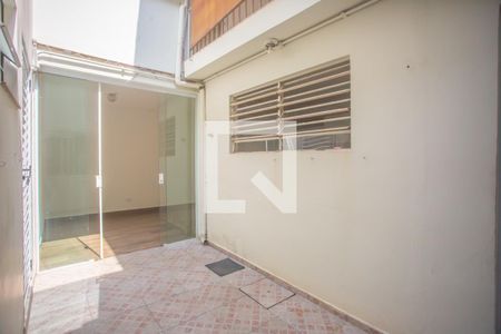 Casa à venda com 90m², 3 quartos e sem vagaQuintal