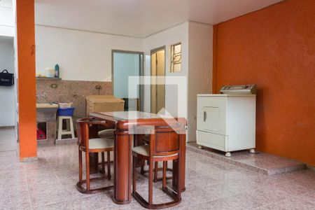 Casa à venda com 209m², 3 quartos e 4 vagasÁrea de Serviço