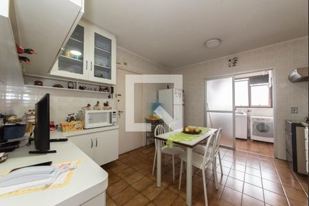 Apartamento à venda com 109m², 3 quartos e 2 vagasCozinha