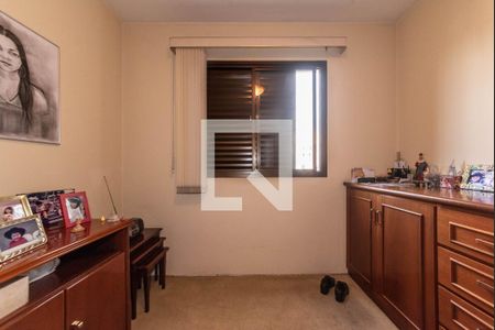 Apartamento à venda com 109m², 3 quartos e 2 vagasQuarto 2
