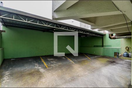 Garagem  de apartamento para alugar com 2 quartos, 60m² em Parque Continental Ii, Guarulhos