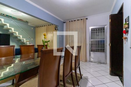 Sala de Jantar de casa para alugar com 3 quartos, 140m² em Jardim Helena, São Paulo