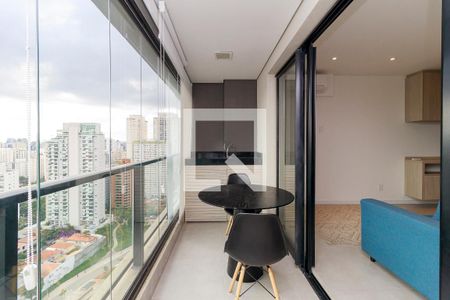 Studio para alugar com 35m², 1 quarto e 1 vaga Studio para alugar com 35m², 1 quarto e 1 vagaStudio - Varanda