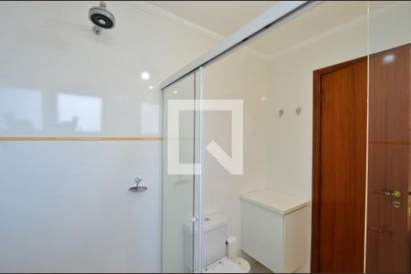 Apartamento à venda com 214m², 4 quartos e 4 vagasBanheiro da Suíte 2