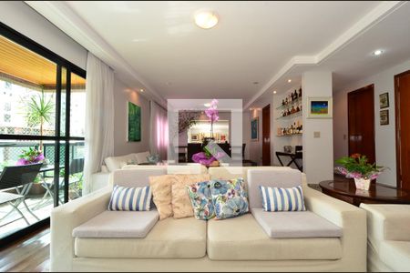 Sala de apartamento à venda com 4 quartos, 214m² em Mirandópolis, São Paulo