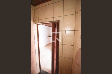 Casa à venda com 250m², 3 quartos e 4 vagas Casa à venda com 250m², 3 quartos e 4 vagasBanheiro 1