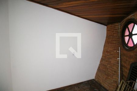 Casa à venda com 250m², 3 quartos e 4 vagas Casa à venda com 250m², 3 quartos e 4 vagasHall