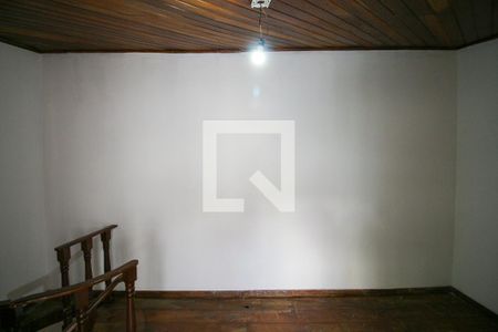 Casa à venda com 250m², 3 quartos e 4 vagas Casa à venda com 250m², 3 quartos e 4 vagasHall