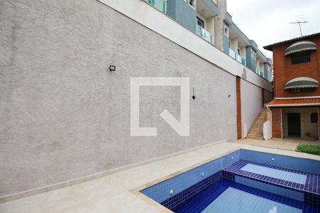 Casa à venda com 250m², 3 quartos e 4 vagas Casa à venda com 250m², 3 quartos e 4 vagasPiscina
